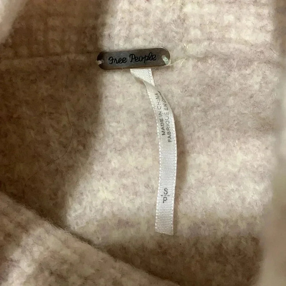 Women’s Free People Sidewinder Wool Cowl Neck Pullover Sweater, Cream, Small EUC - Picture 8 of 9